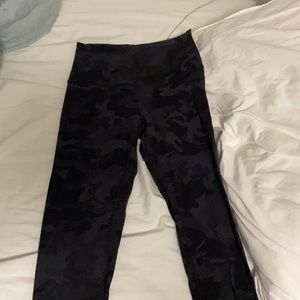 Black camo lulu lemon leggings